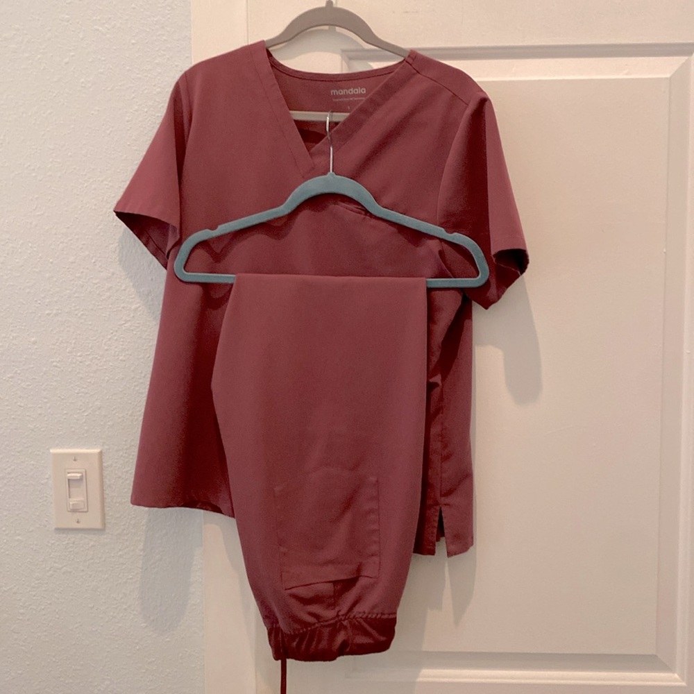 Large High Waisted Deep Mauve scrub set